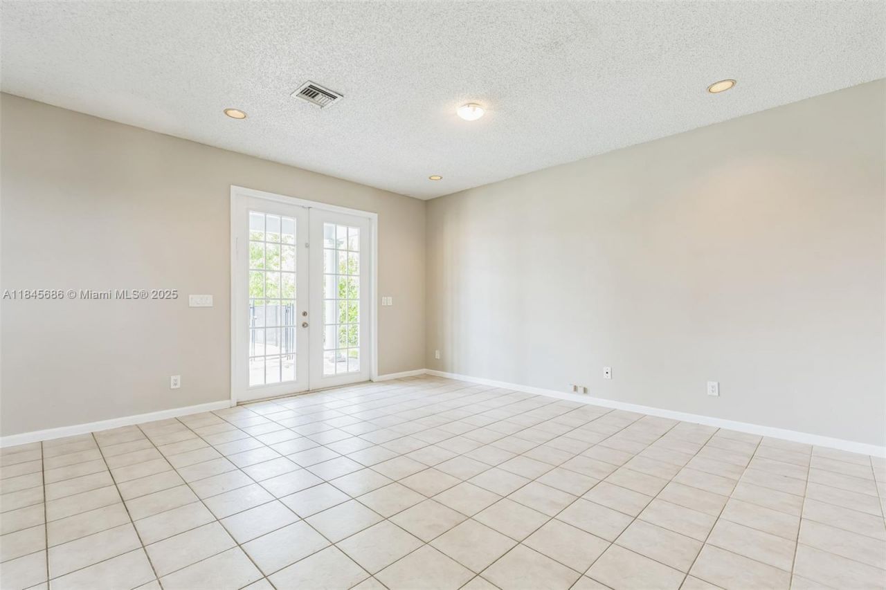 18091 SW 22nd St, Miramar, FL 33029 Photo