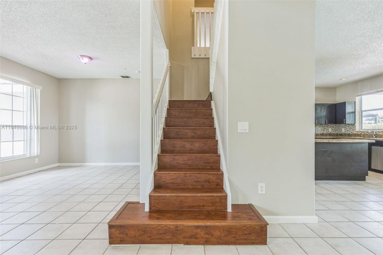 18091 SW 22nd St, Miramar, FL 33029 Photo