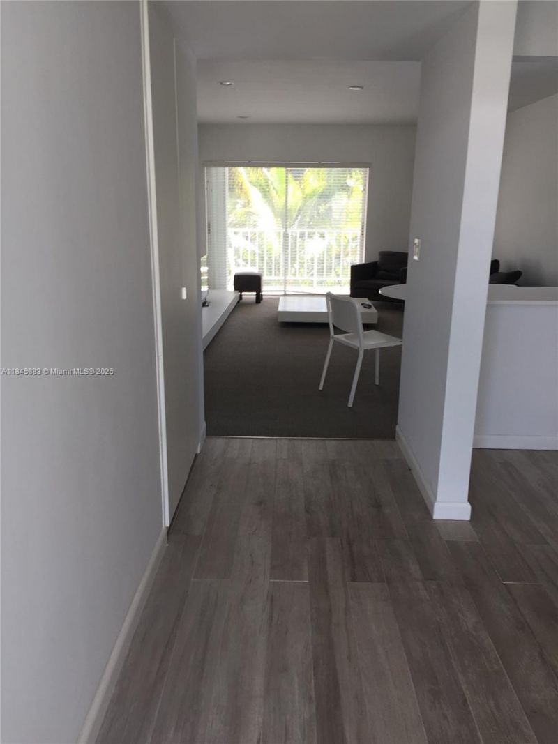 201 Sunrise Drive, Unit 102, Key Biscayne, FL 33149 Photo