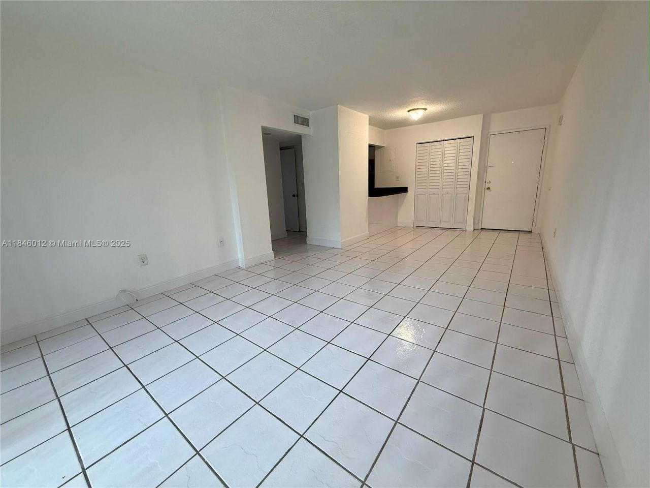 816 NW 87th Ave, Unit 107, Miami, FL 33172 Photo