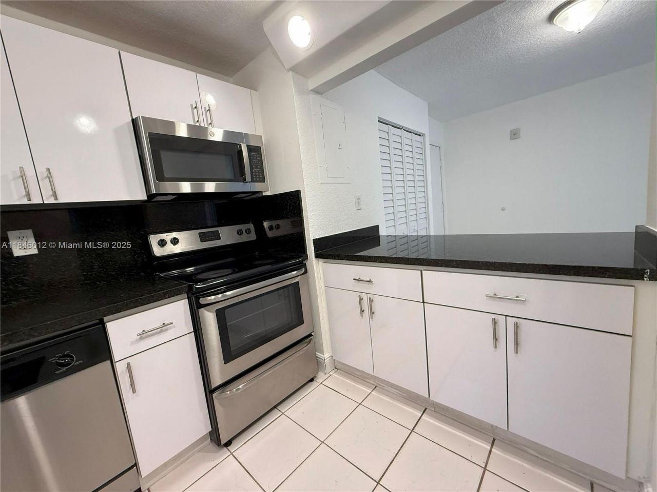 816 NW 87th Ave, Unit 107, Miami, FL 33172 Photo