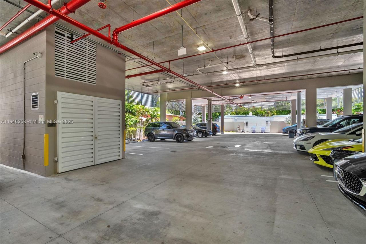 1850 Monroe, Unit 210, Hollywood, FL 33020 Photo