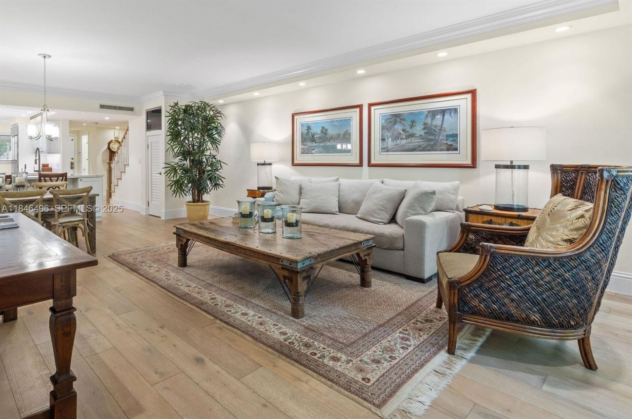 2600 Cardena St, Unit 2, Coral Gables, FL 33134 Photo