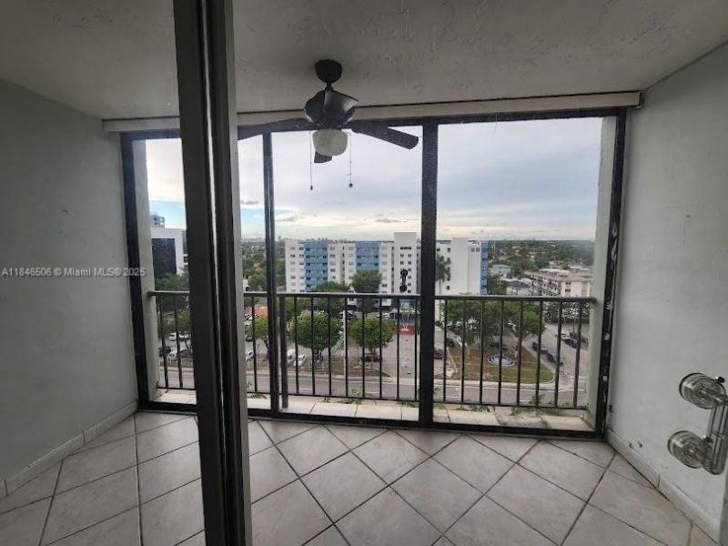 5055 NW 7th St, Unit 1003, Miami, FL 33126 Photo