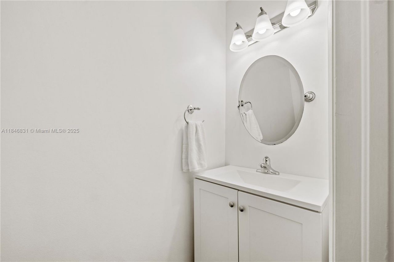 6603 Via Regina, Unit 50, Boca Raton, FL 33433 Photo