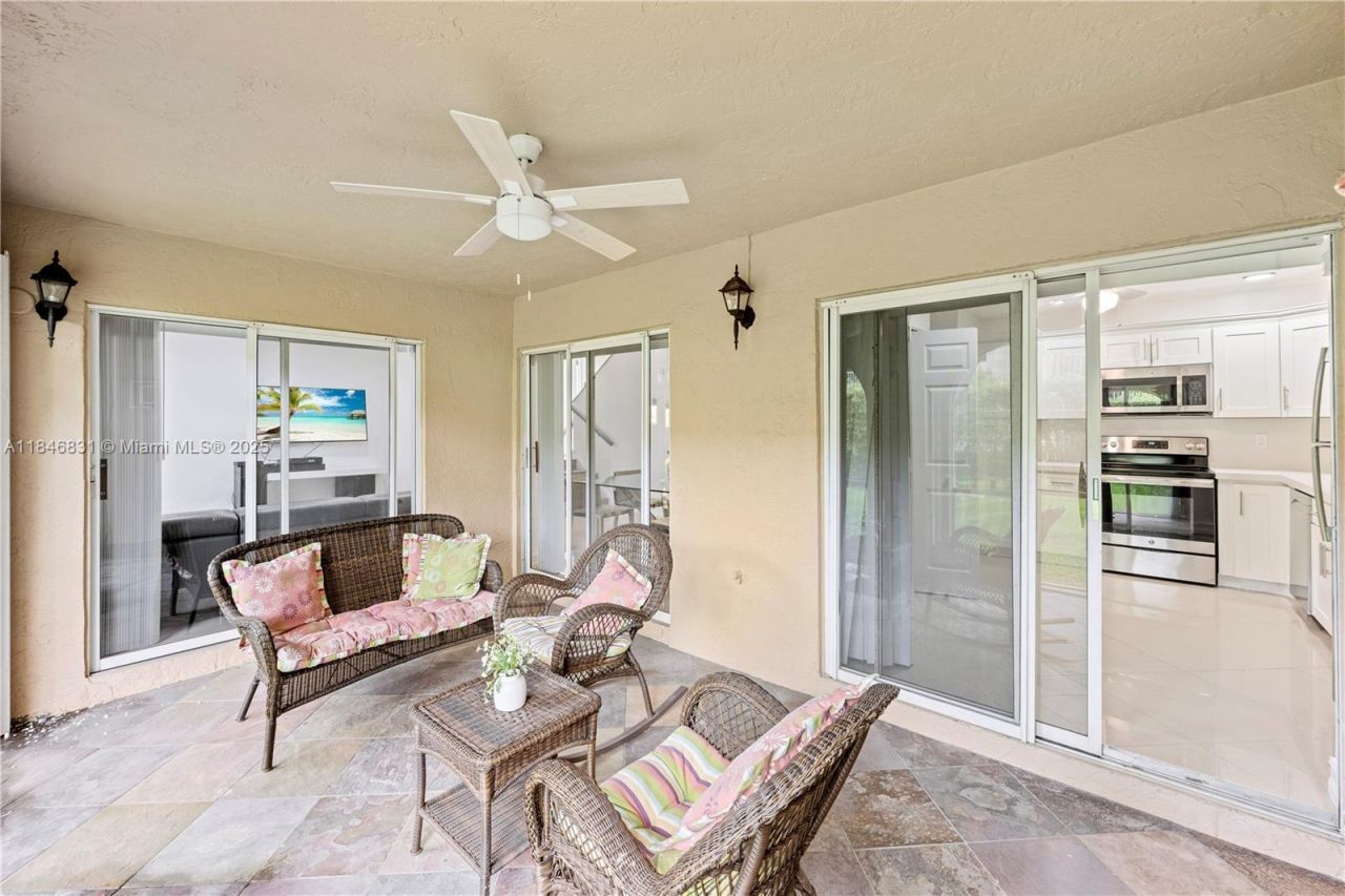 6603 Via Regina, Unit 50, Boca Raton, FL 33433 Photo