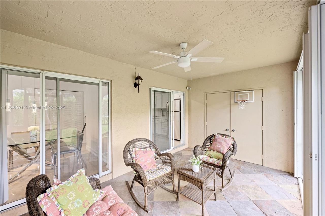 6603 Via Regina, Unit 50, Boca Raton, FL 33433 Photo