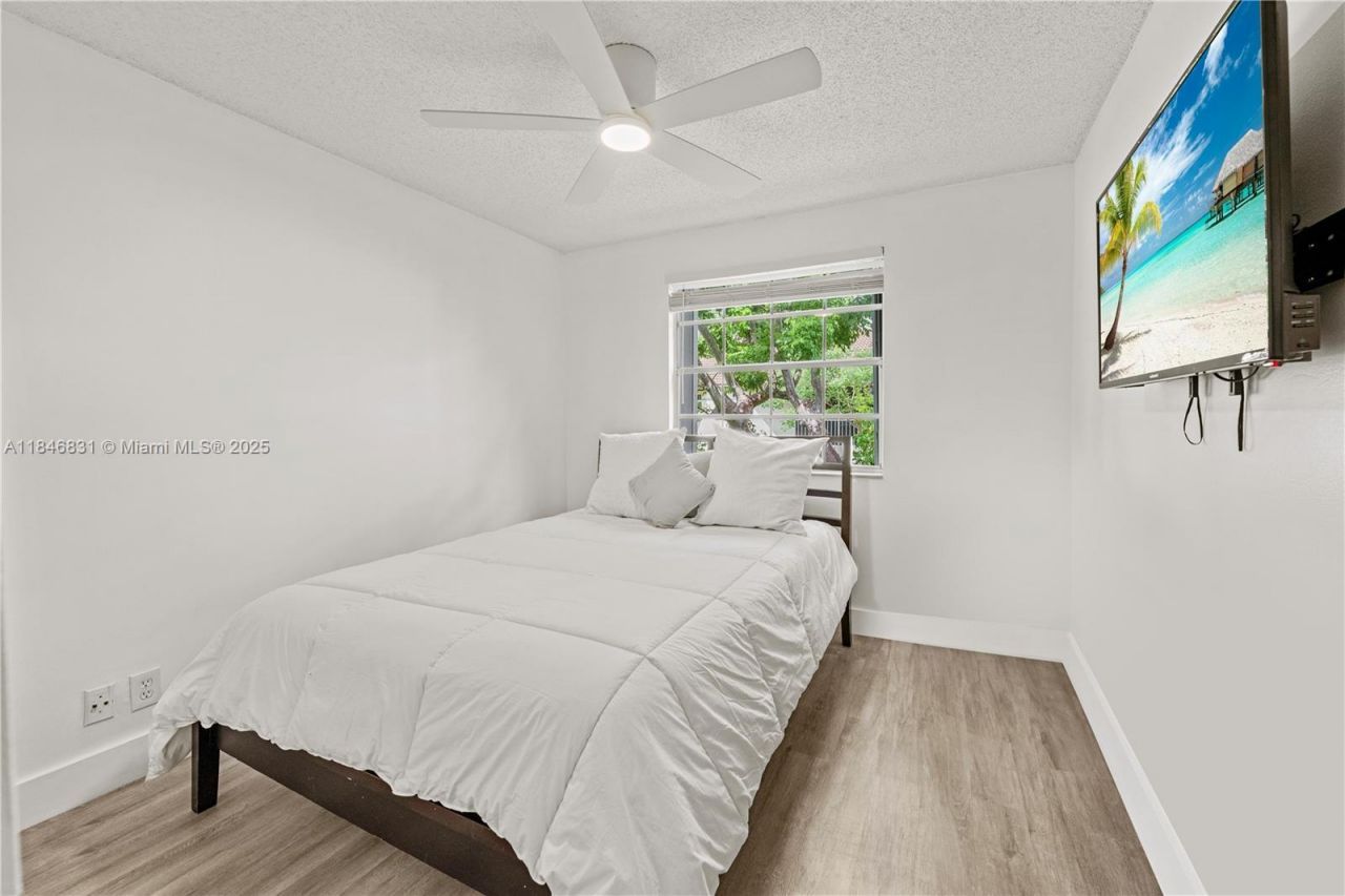 6603 Via Regina, Unit 50, Boca Raton, FL 33433 Photo