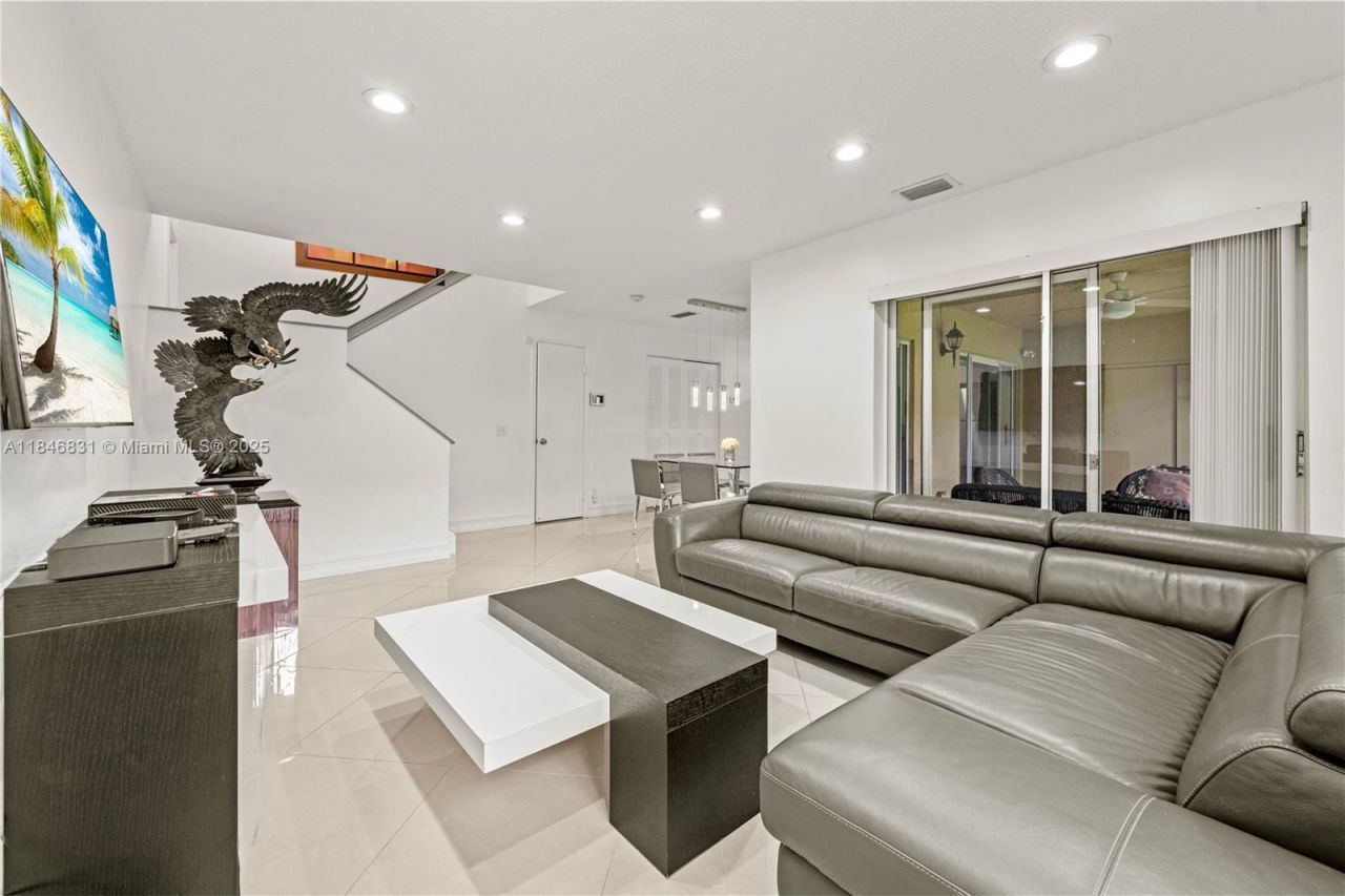 6603 Via Regina, Unit 50, Boca Raton, FL 33433 Photo