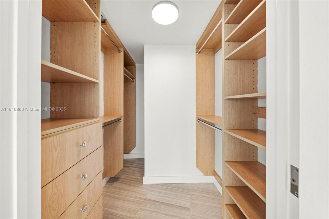 400 Alton Rd, Unit 1508, Miami Beach, FL 33139 Photo