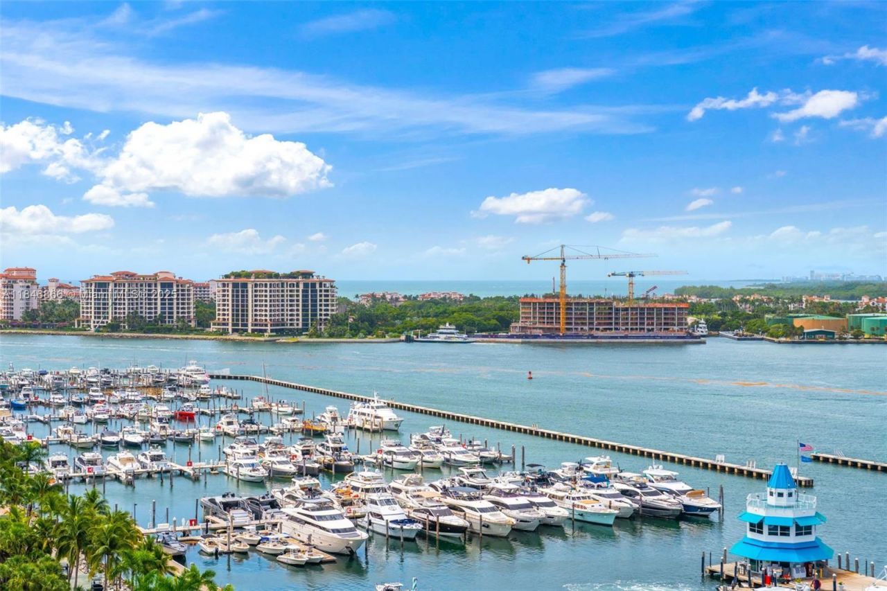 400 Alton Rd, Unit 1508, Miami Beach, FL 33139 Photo