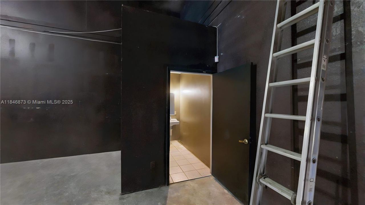 27330 S Dixie Hwy, Homestead, FL 33032 Photo