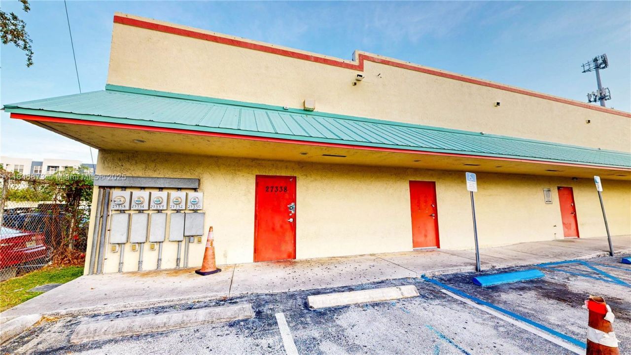27330 S Dixie Hwy, Homestead, FL 33032 Photo