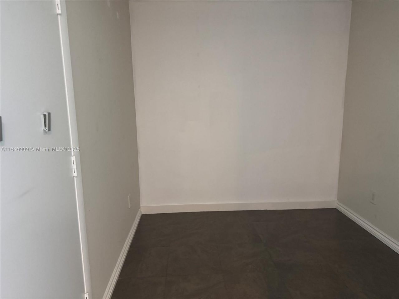 1945 S Ocean Dr, Unit 2311, Hallandale Beach, FL 33009 Photo