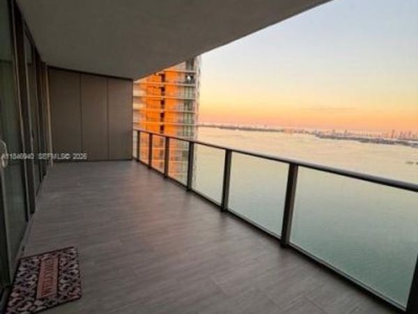 650 NE 32nd St, Unit 4406, Miami, FL 33137