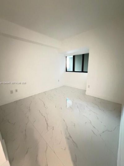 650 NE 32nd St, Unit 4406, Miami, FL 33137 Photo