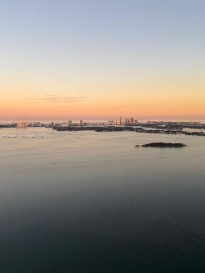 650 NE 32nd St, Unit 4406, Miami, FL 33137 Photo