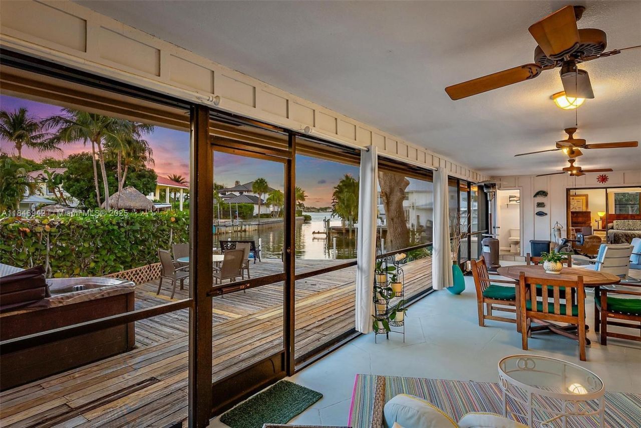 934 Penn Trl, Jupiter, FL 33458 Photo