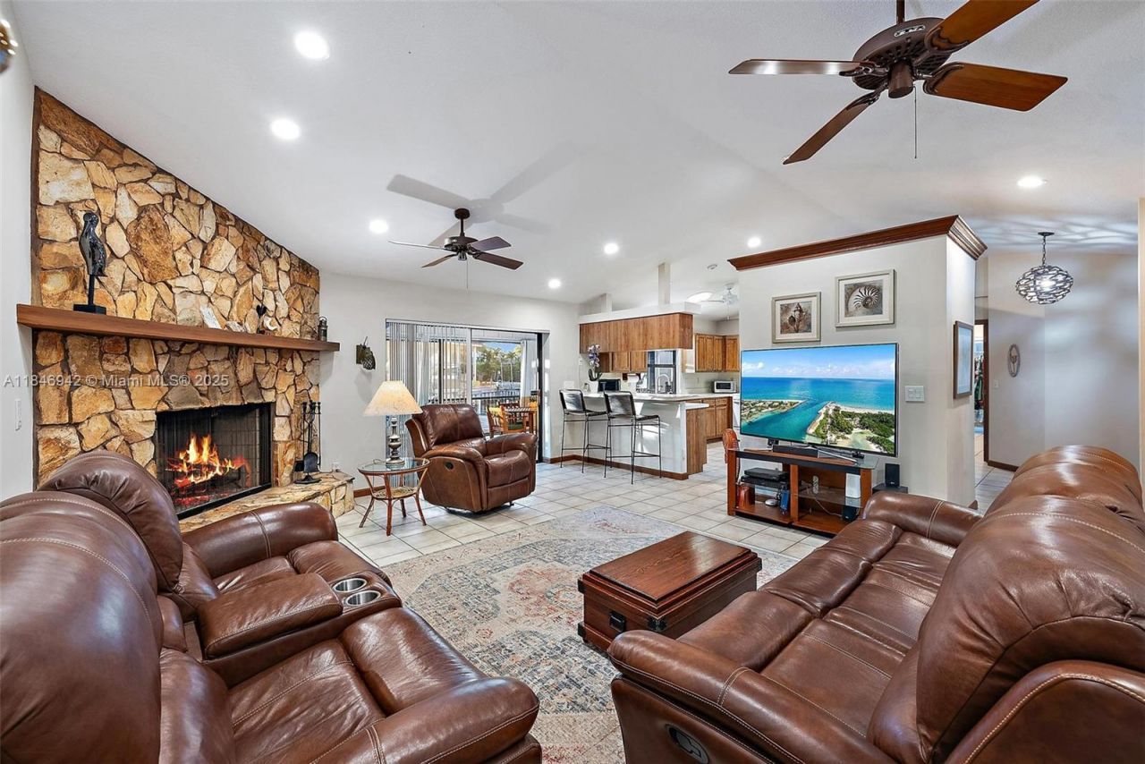 934 Penn Trl, Jupiter, FL 33458 Photo