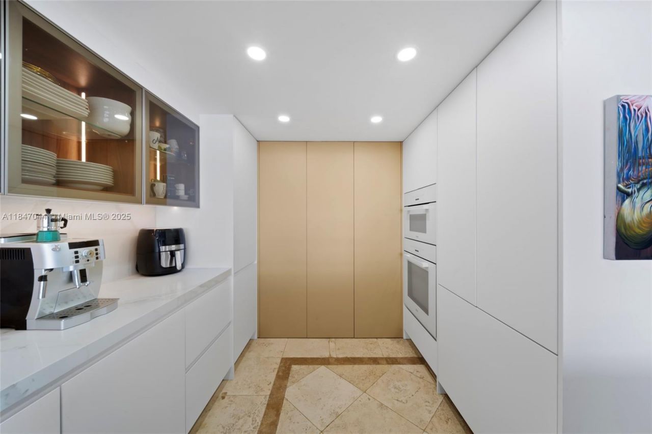 3 Grove Isle Dr, Unit C1804, Miami, FL 33133 Photo