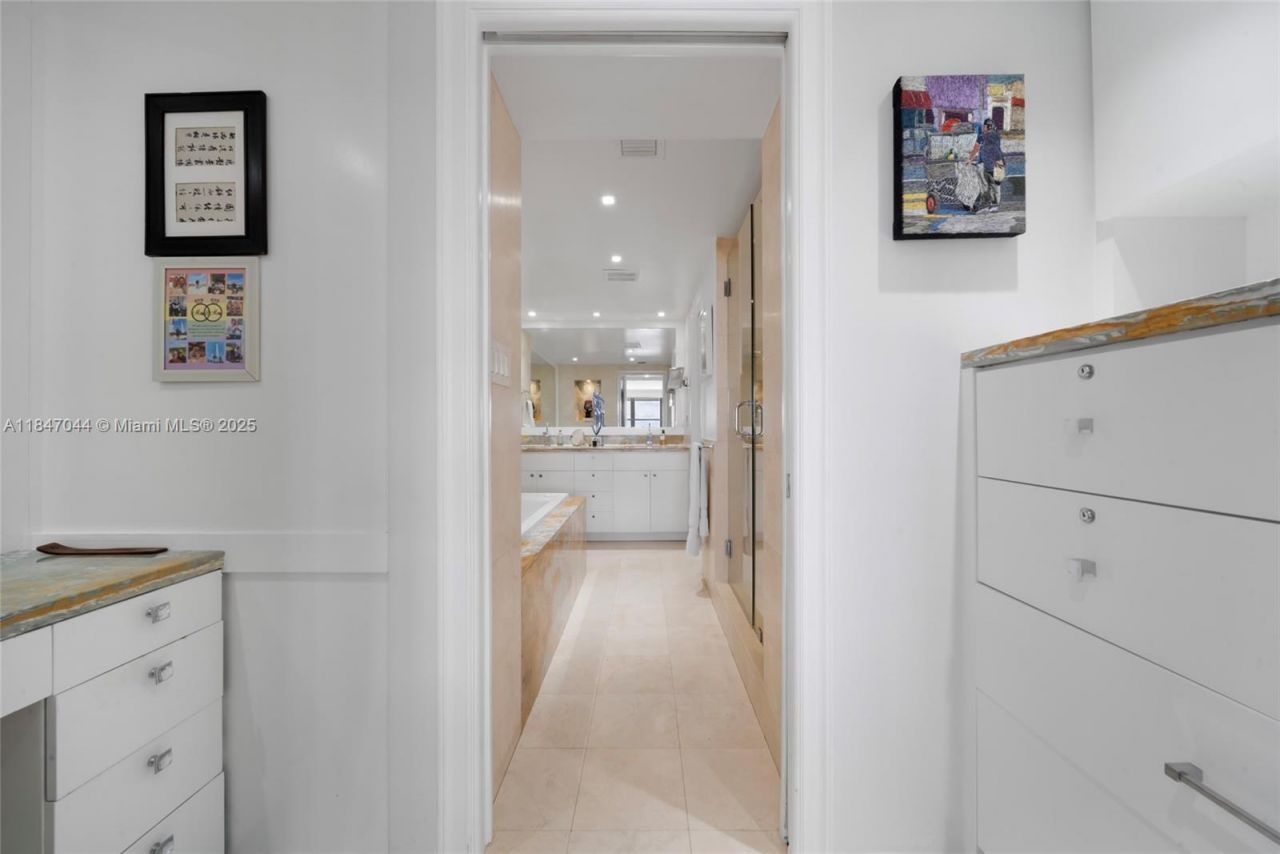 3 Grove Isle Dr, Unit C1804, Miami, FL 33133 Photo