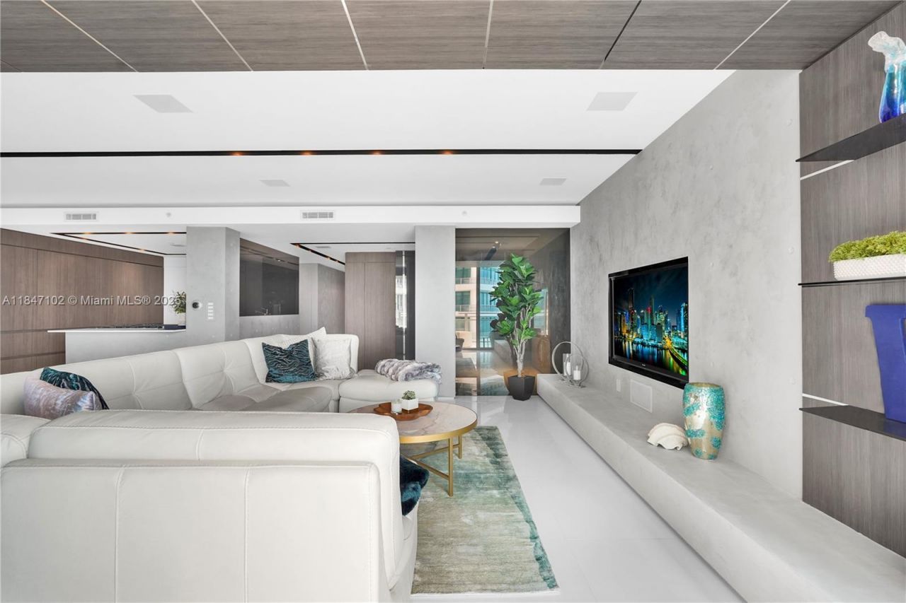 3535 S Ocean Drive, Unit 2104, Hollywood, FL 33019 Photo