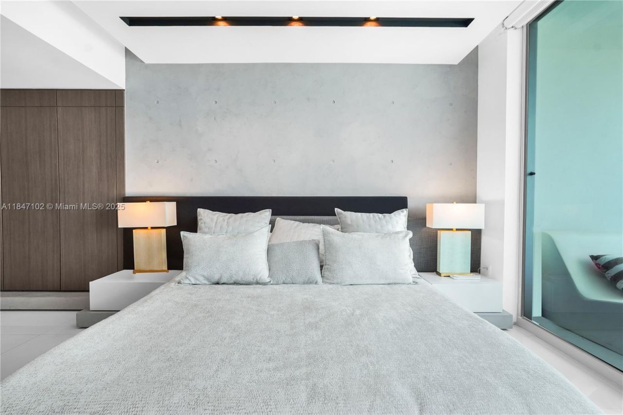 3535 S Ocean Drive, Unit 2104, Hollywood, FL 33019 Photo