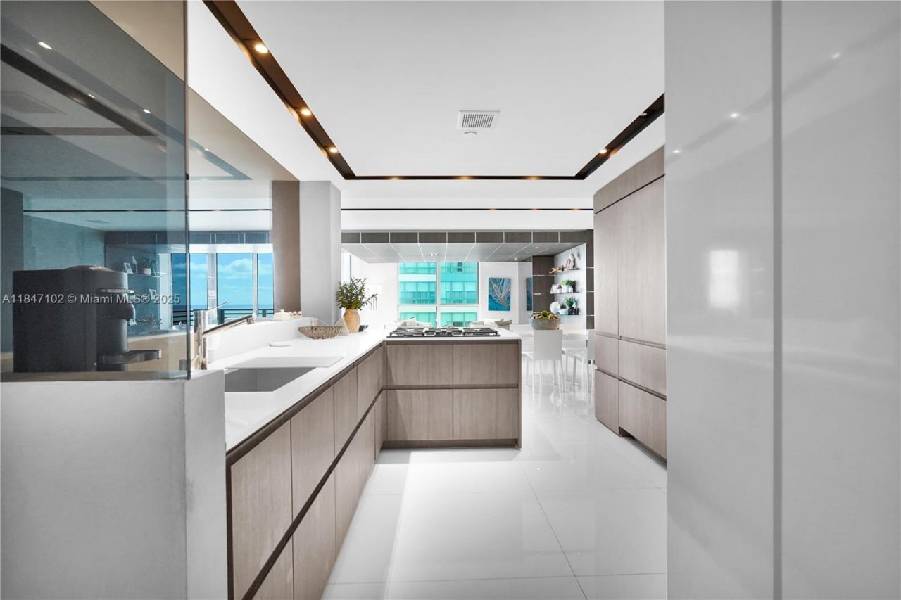 3535 S Ocean Drive, Unit 2104, Hollywood, FL 33019 Photo