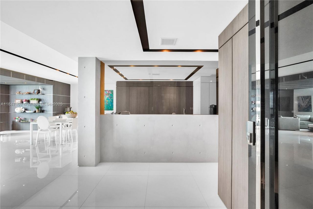 3535 S Ocean Drive, Unit 2104, Hollywood, FL 33019 Photo