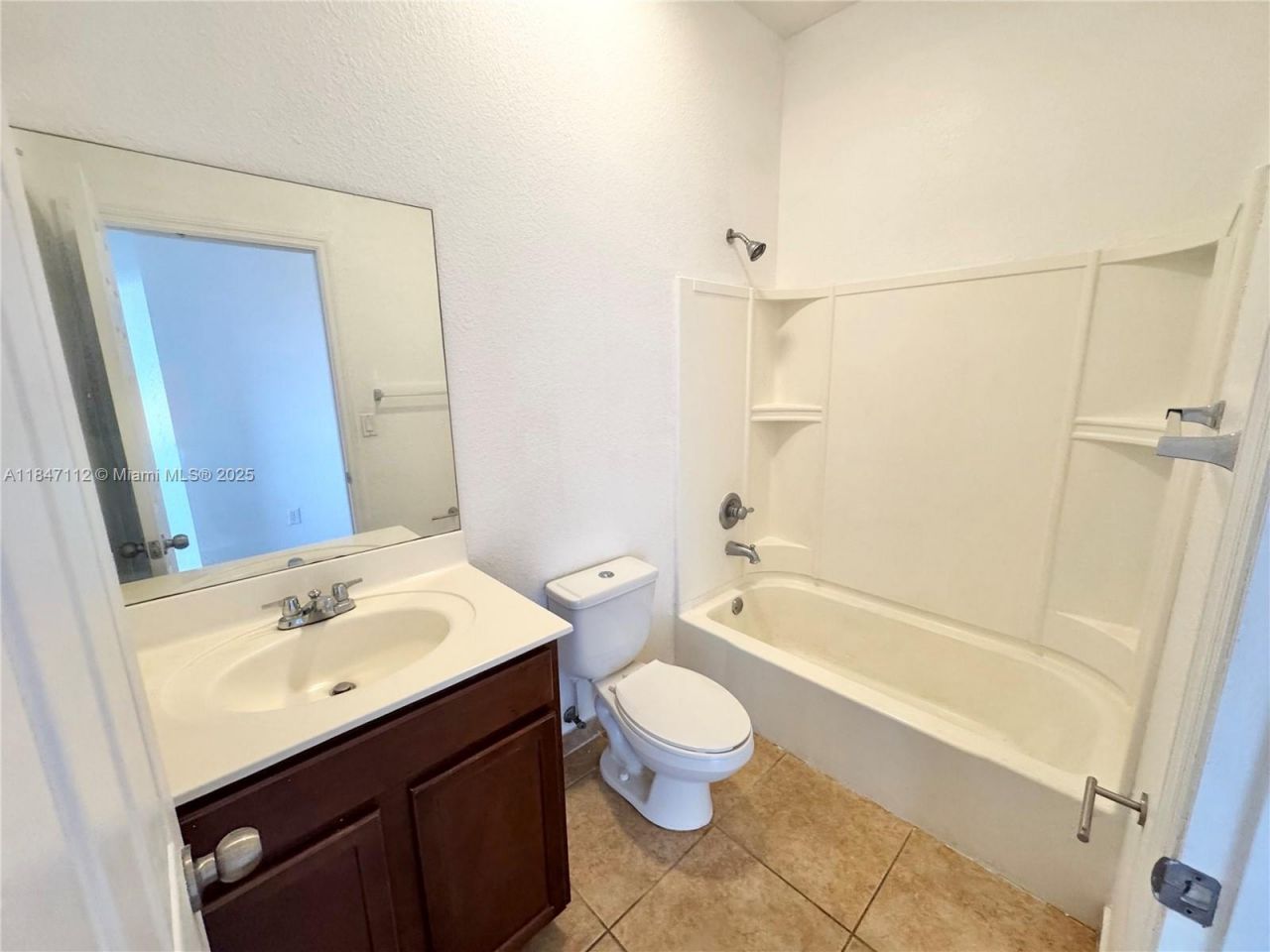 10800 NW 88th Ter, Unit 214, Doral, FL 33178 Photo