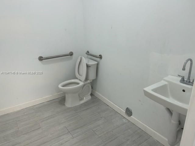 1400 SW 6th St, Miami, FL 33135 Photo