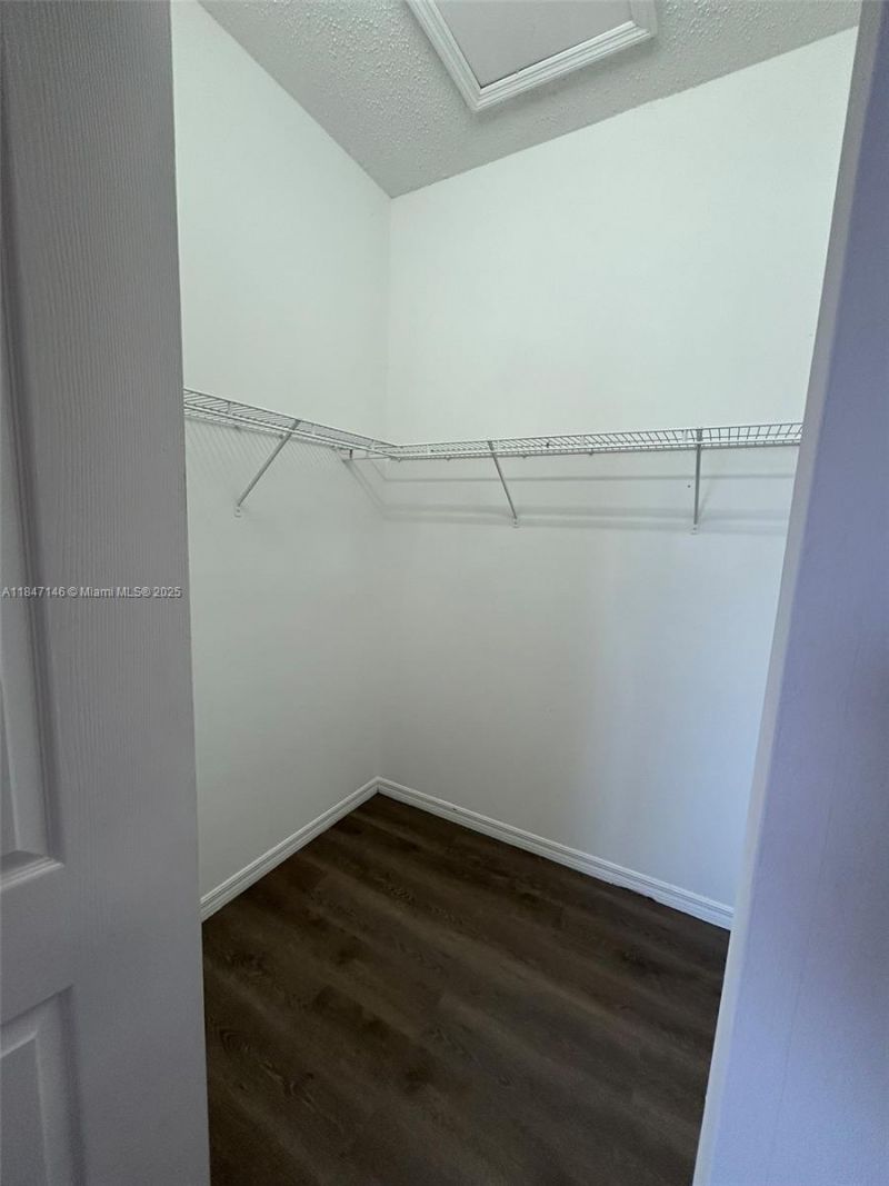 954 NE 42nd Ter, Homestead, FL 33033 Photo