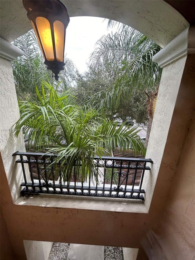 954 NE 42nd Ter, Homestead, FL 33033 Photo