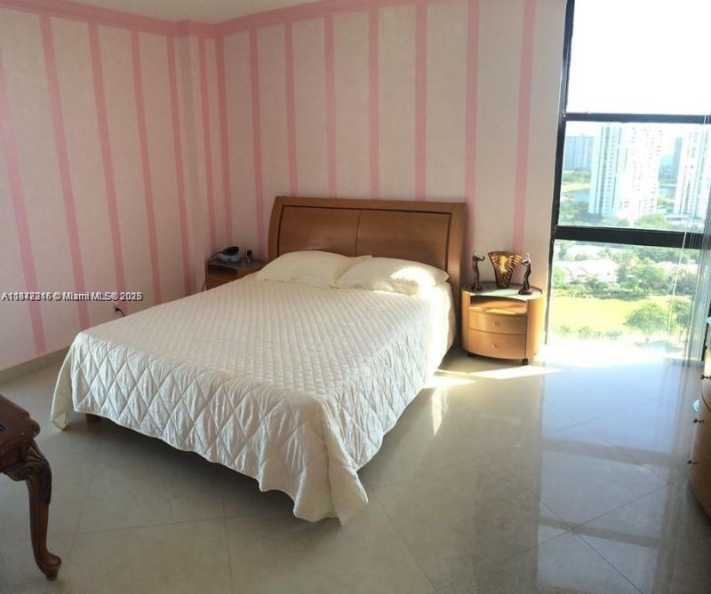 20379 W Country Club Dr, Unit 2233, Aventura, FL 33180 Photo