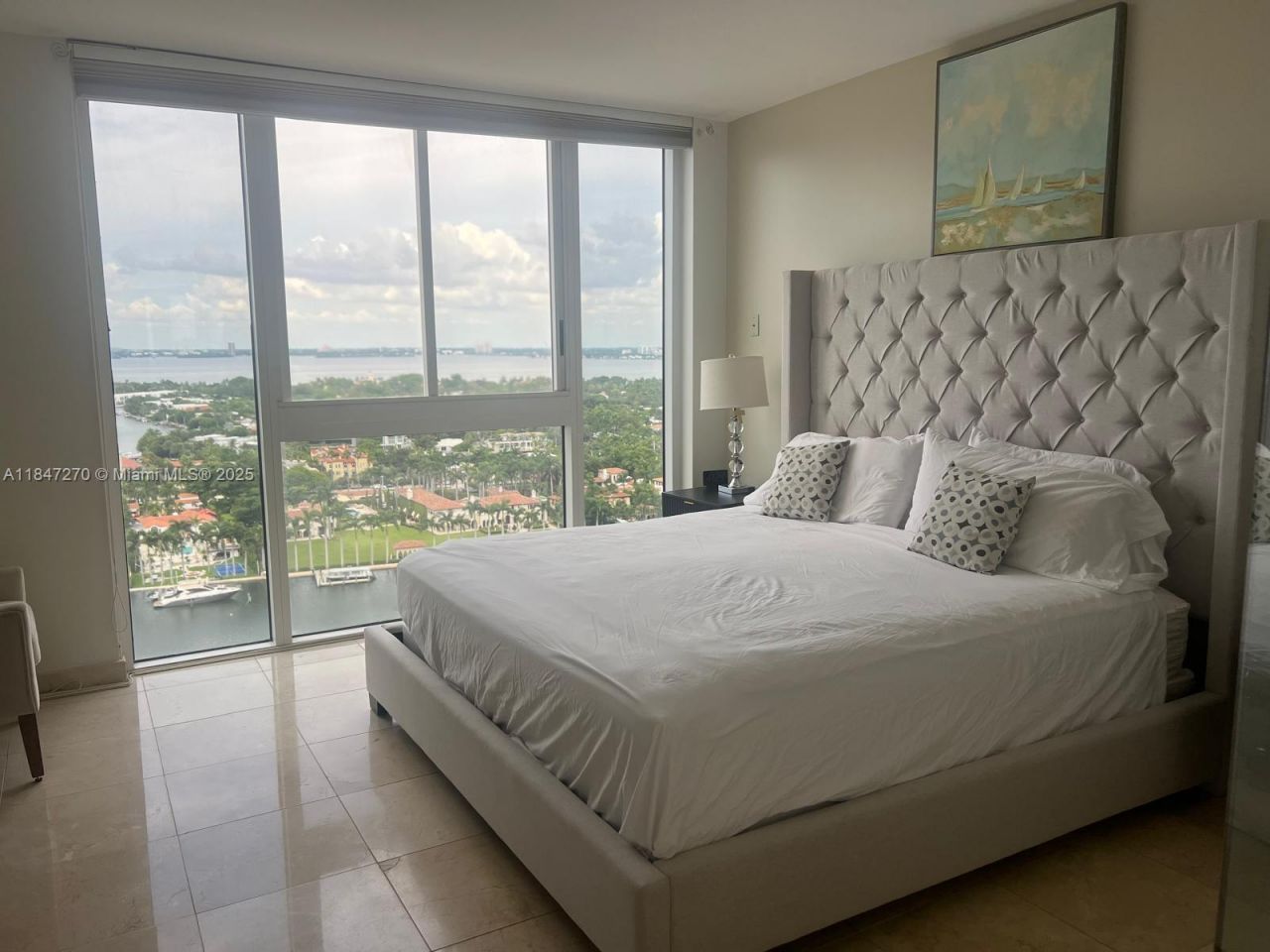 4775 Collins Ave, Unit 2105, Miami Beach, FL 33140 Photo