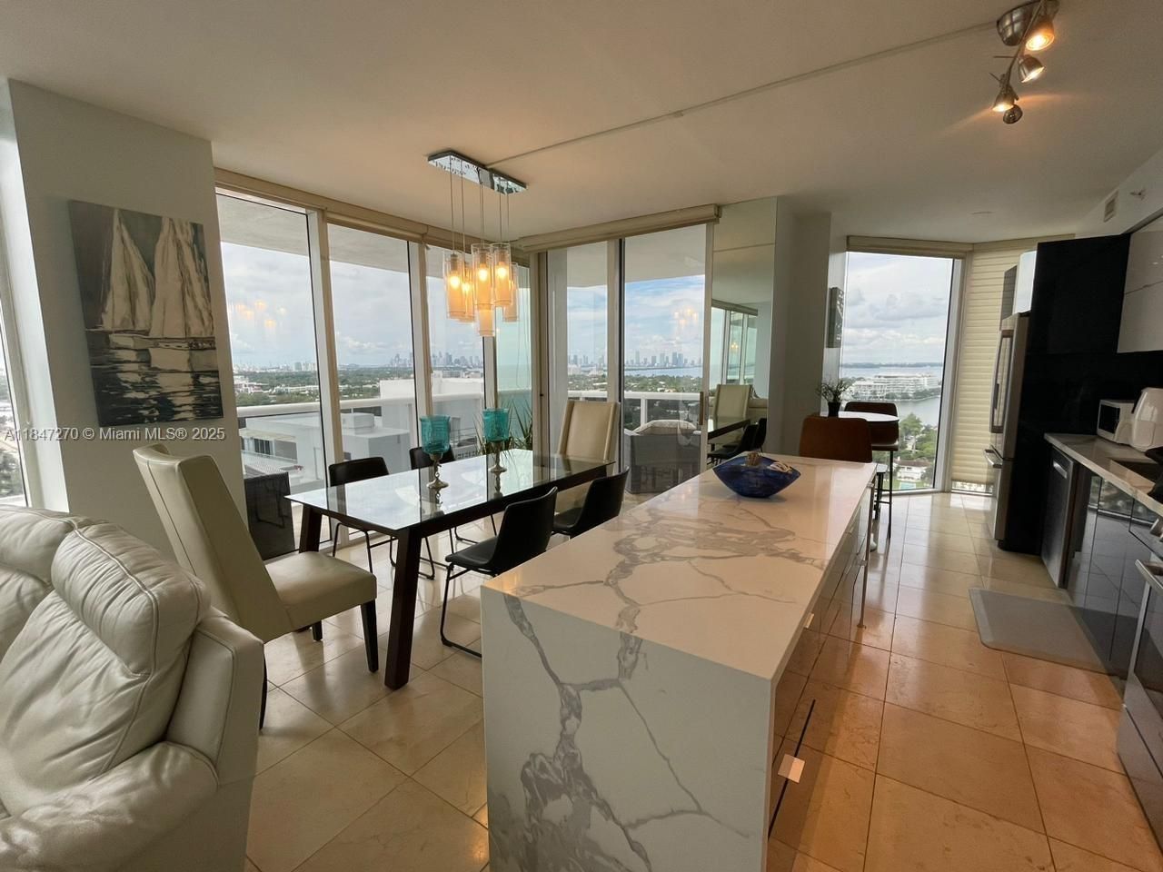 4775 Collins Ave, Unit 2105, Miami Beach, FL 33140 Photo