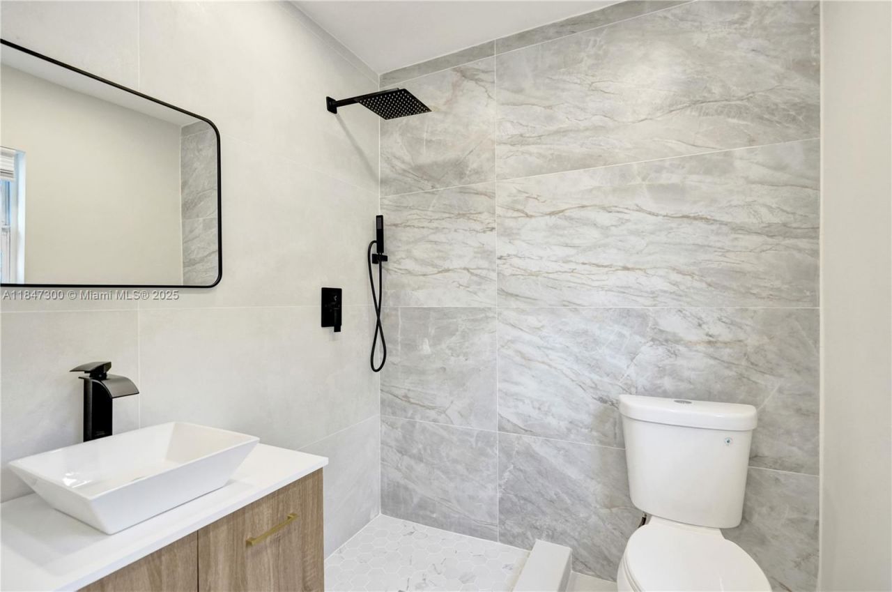 6220 NW 12th Ct, Sunrise, FL 33313 Photo