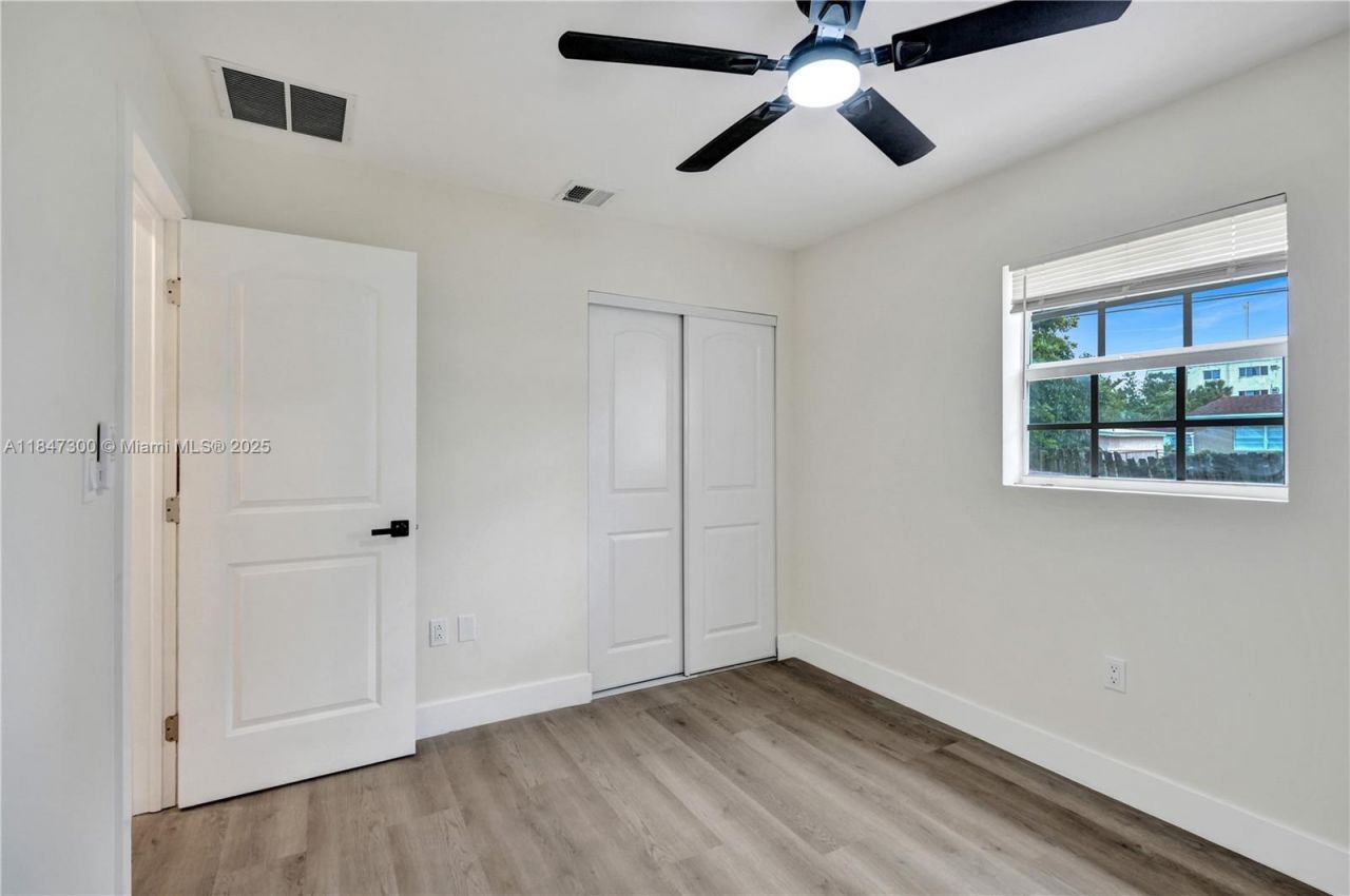 6220 NW 12th Ct, Sunrise, FL 33313 Photo