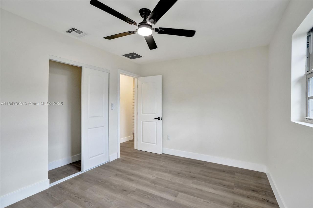 6220 NW 12th Ct, Sunrise, FL 33313 Photo