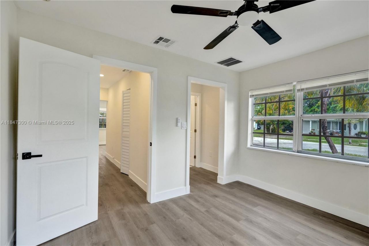 6220 NW 12th Ct, Sunrise, FL 33313 Photo