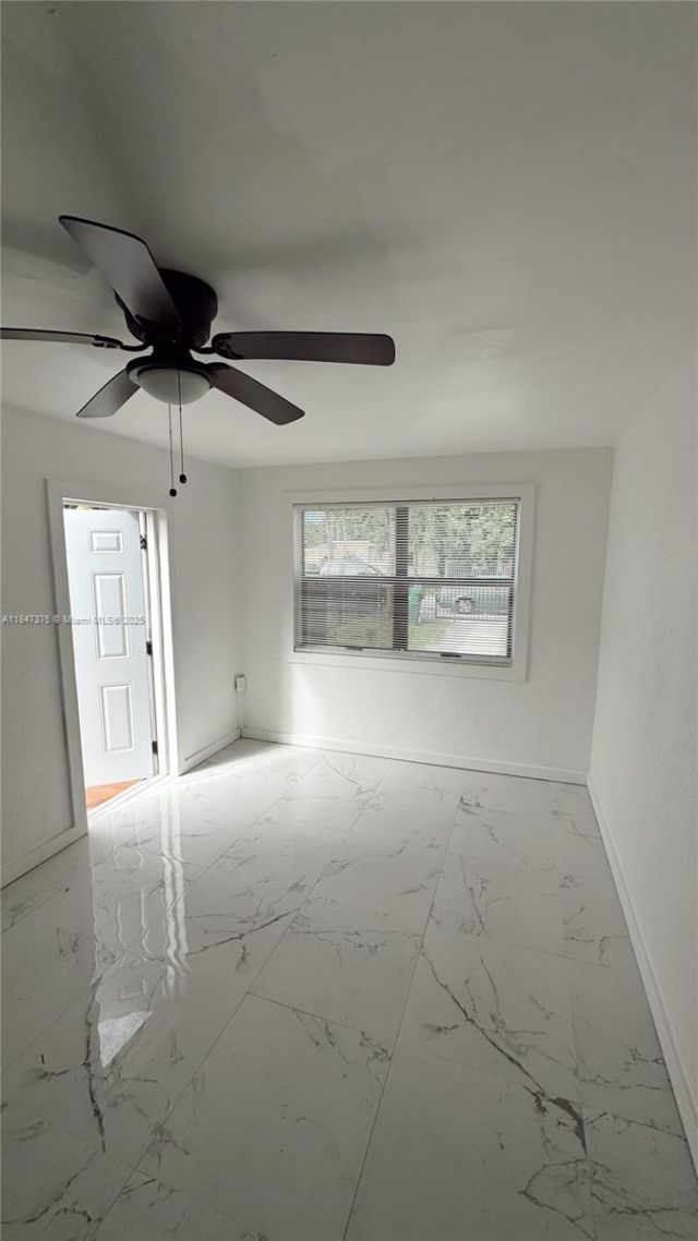 460 NW 109th St, Unit Studio, Miami, FL 33168 Photo
