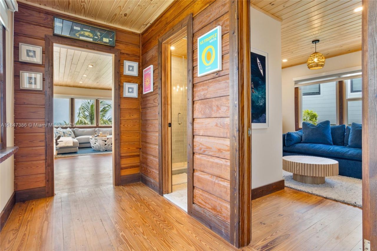 235 Tavernier Dr, Key Largo, FL 33070 Photo