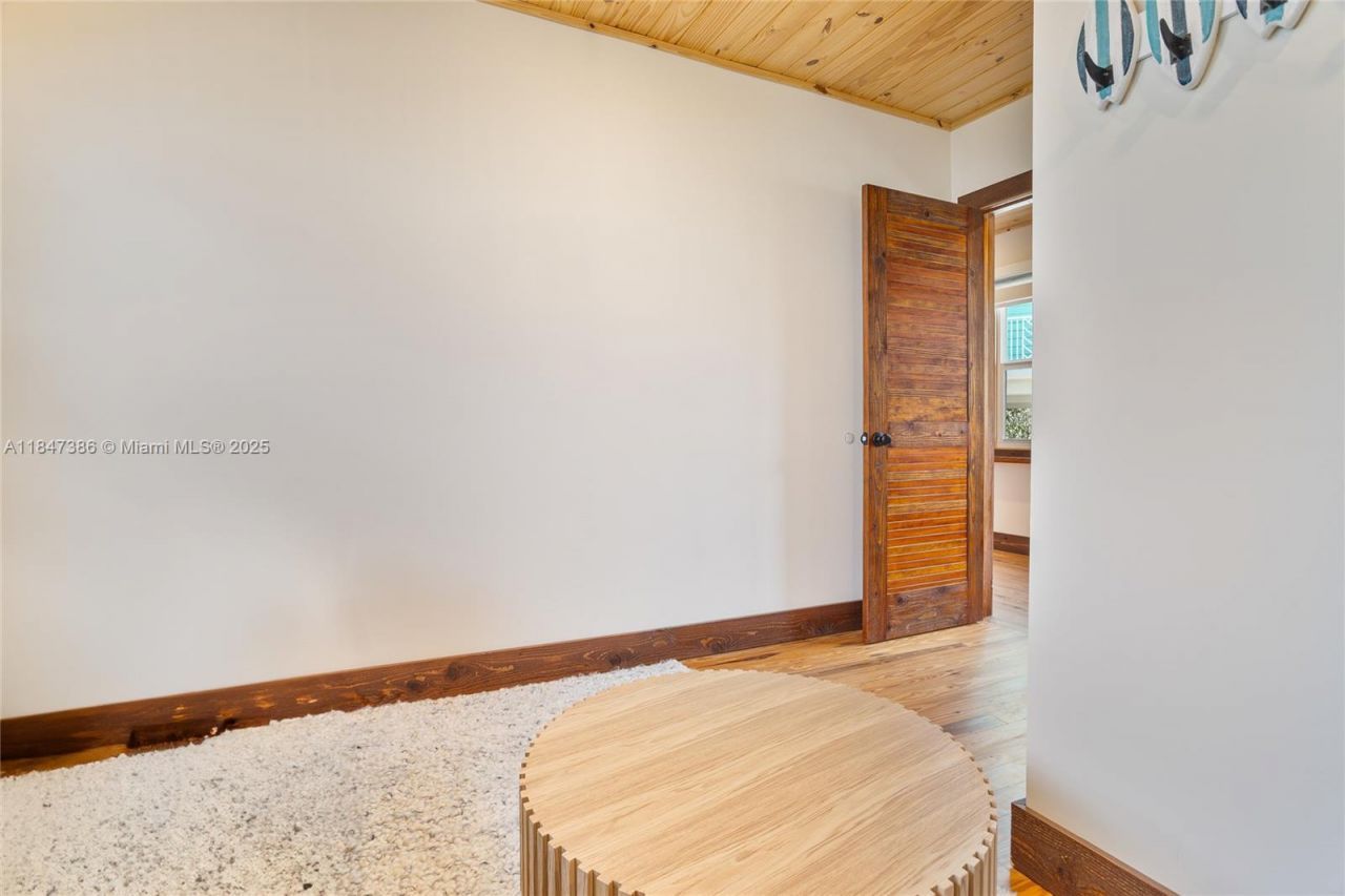 235 Tavernier Dr, Key Largo, FL 33070 Photo