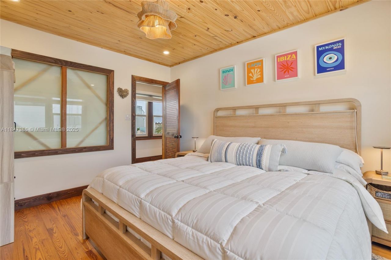 235 Tavernier Dr, Key Largo, FL 33070 Photo