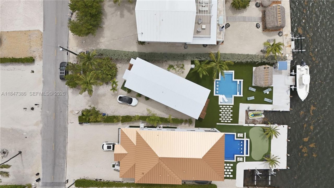 235 Tavernier Dr, Key Largo, FL 33070 Photo