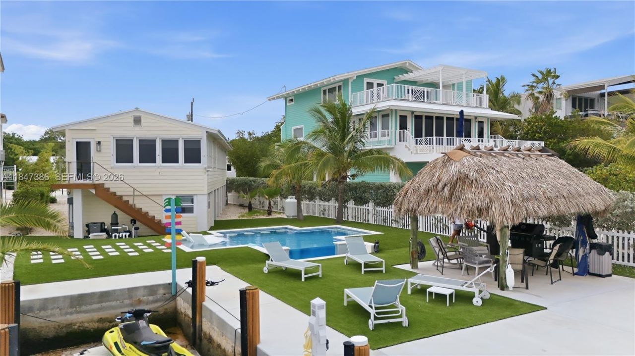 235 Tavernier Dr, Key Largo, FL 33070 Photo