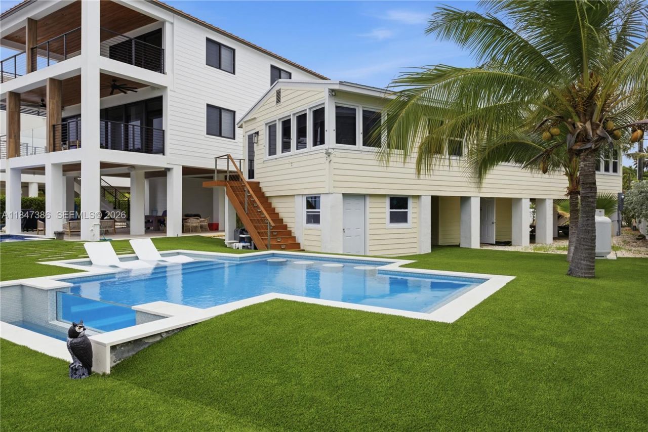 235 Tavernier Dr, Key Largo, FL 33070 Photo