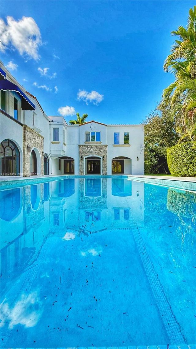 2525 Indian Mound Trl, Coral Gables, FL 33134 Photo