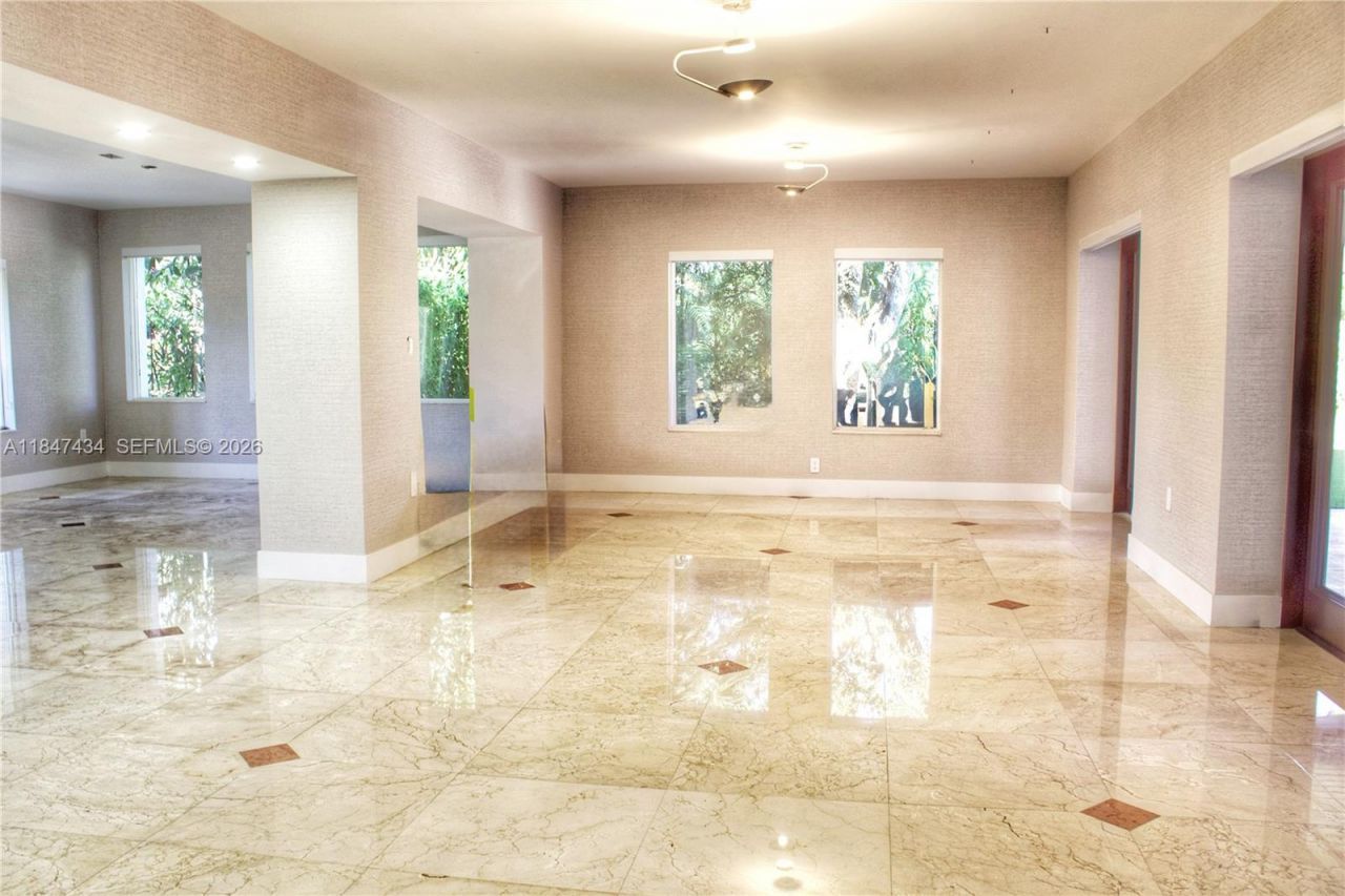 2525 Indian Mound Trl, Coral Gables, FL 33134 Photo