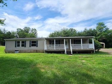 194 FLYING DOVE LANE E, HEDGESVILLE, WV 25427